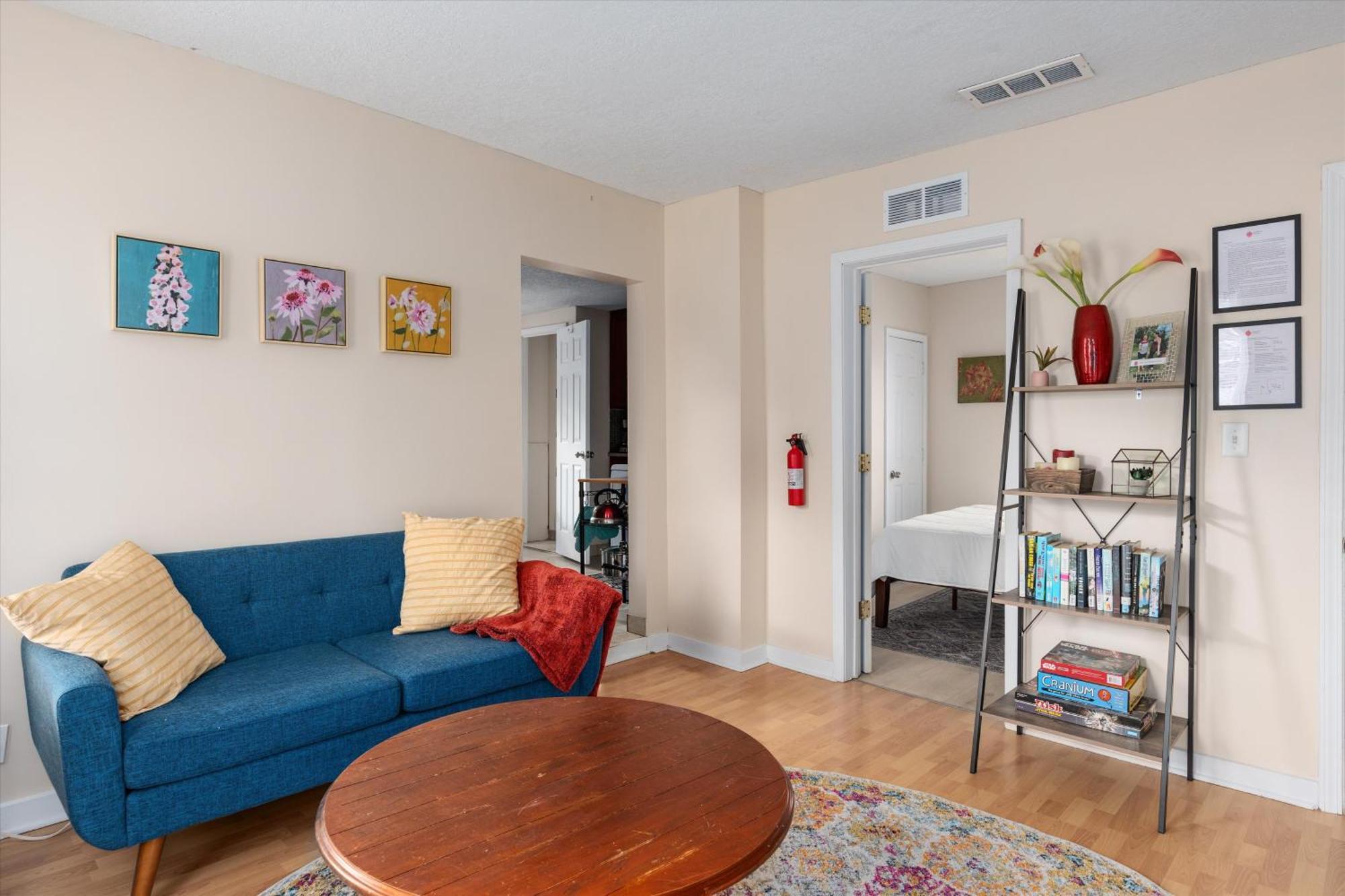 Dahlia - In Quiet Corcoran Neighborhood With Easy Access To Downtown * Minneapolis